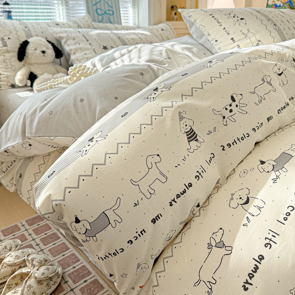 91家纺网 家纺一手货源 找家纺 名品家纺 2026新款100%纯棉四件套系列 线条小狗