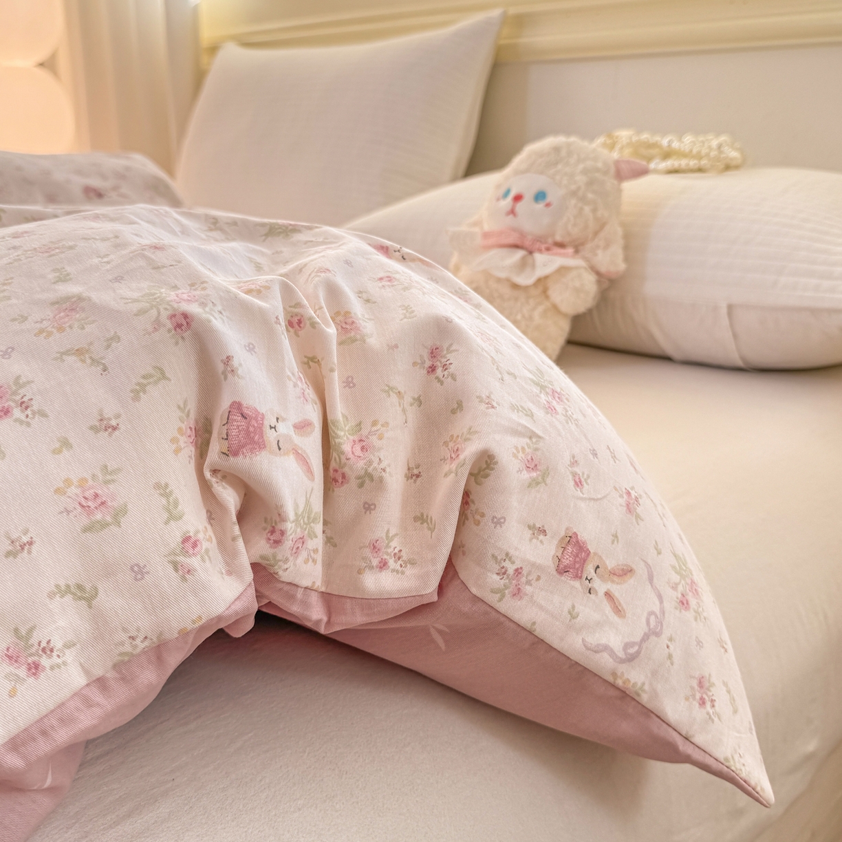 91家纺网 家纺一手货源 找家纺 名品家纺 2026新款100%纯棉单被套系列 布拉格兔兔