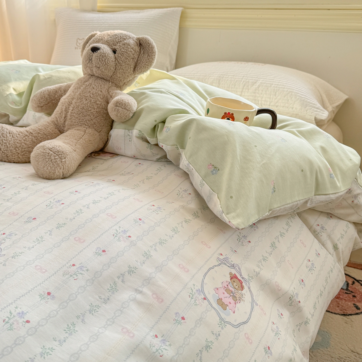 91家纺网 家纺一手货源 找家纺 名品家纺 2026新款100%纯棉单被套系列 春日小熊