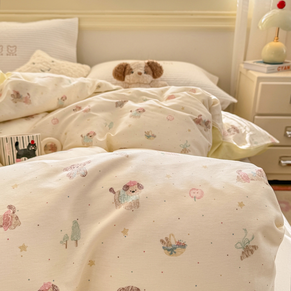 91家纺网 家纺一手货源 找家纺 名品家纺 2026新款100%纯棉单被套系列 苹果小狗