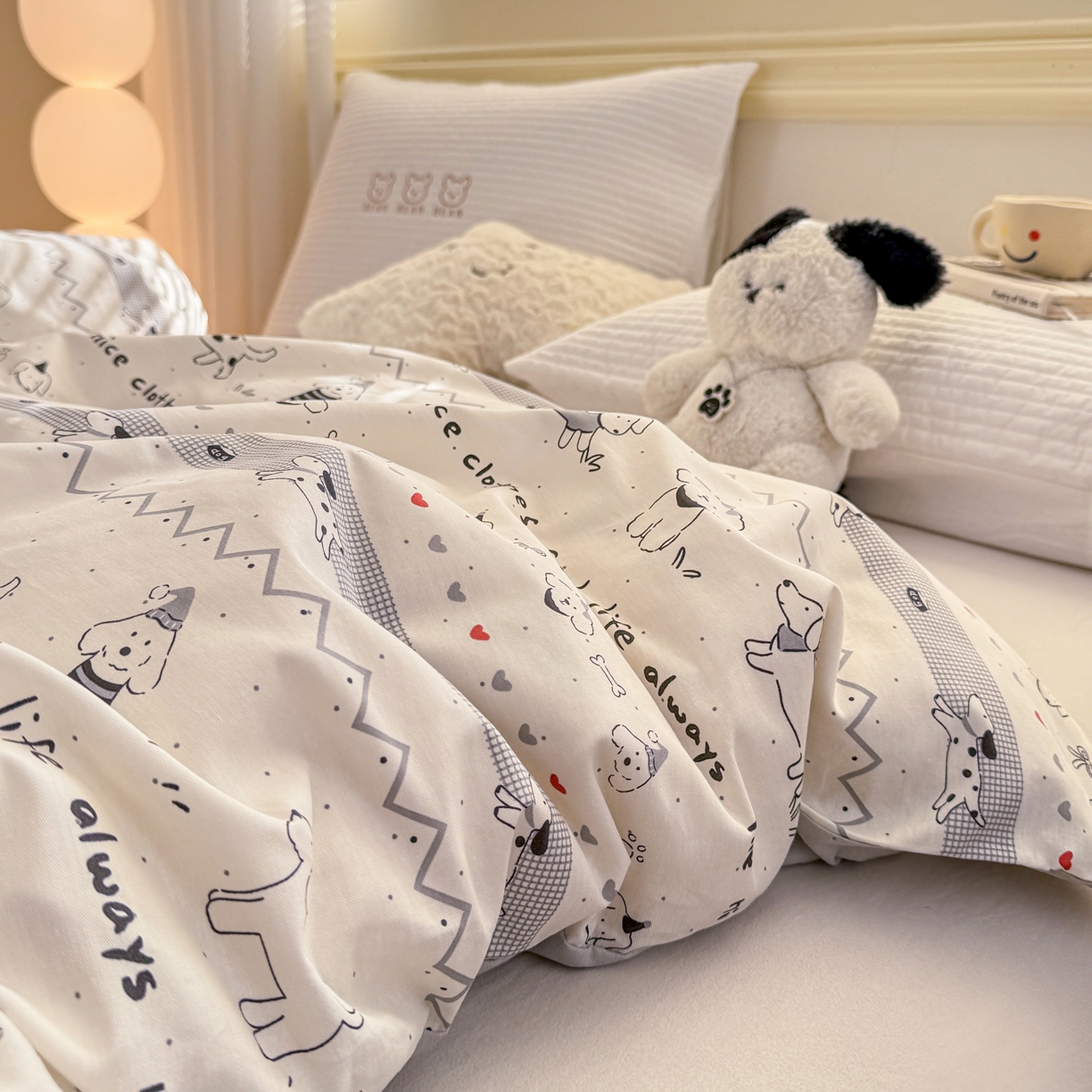 91家纺网 家纺一手货源 找家纺 名品家纺 2026新款100%纯棉单被套系列 线条小狗