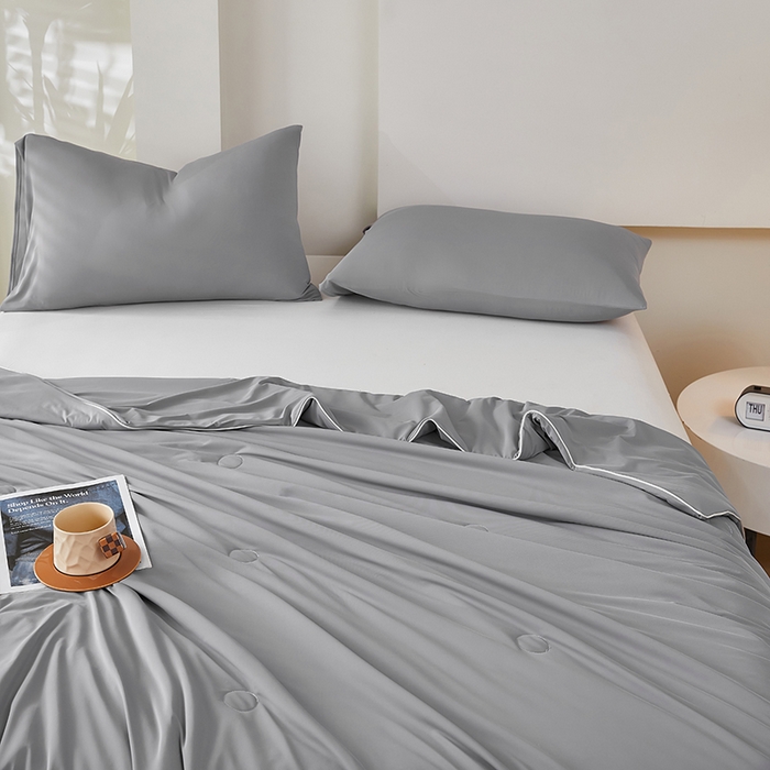 91家纺网 家纺一手货源 找家纺 香澜雅室 2026新款锦氨凉感丝清凉夏被 深灰