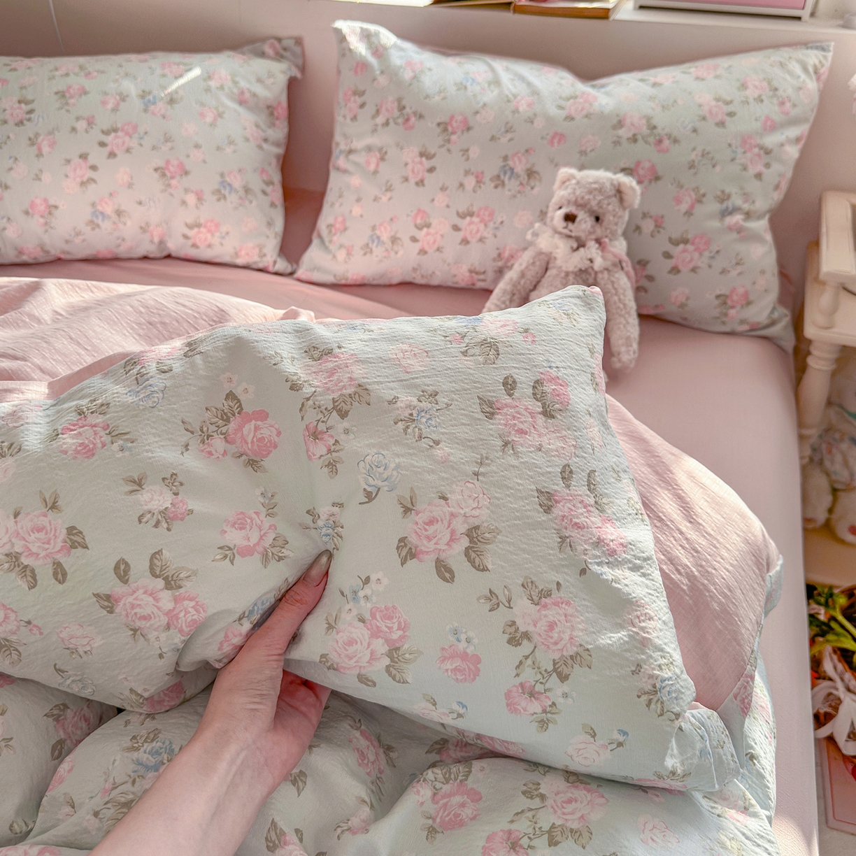 91家纺网 家纺一手货源 找家纺 罗亿家纺 2026新款小清新云感双层纱木棉四件套系列（小红书热款推荐） 春日限定