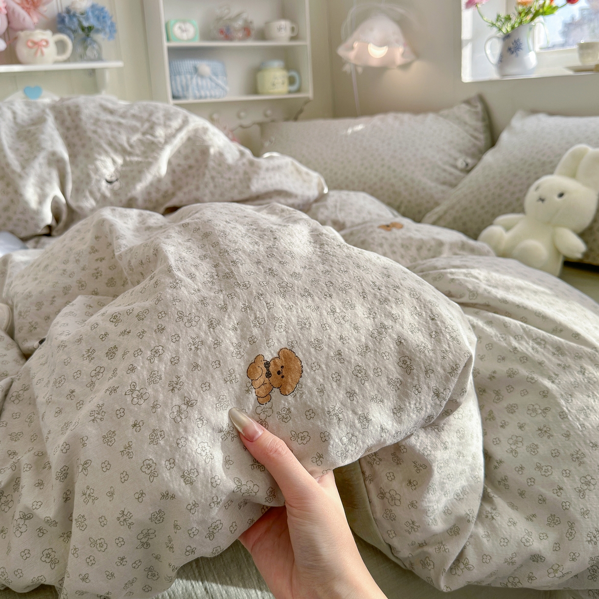 91家纺网 家纺一手货源 找家纺 罗亿家纺 2026新款小清新云感双层纱木棉四件套系列（小红书热款推荐） 点点小狗