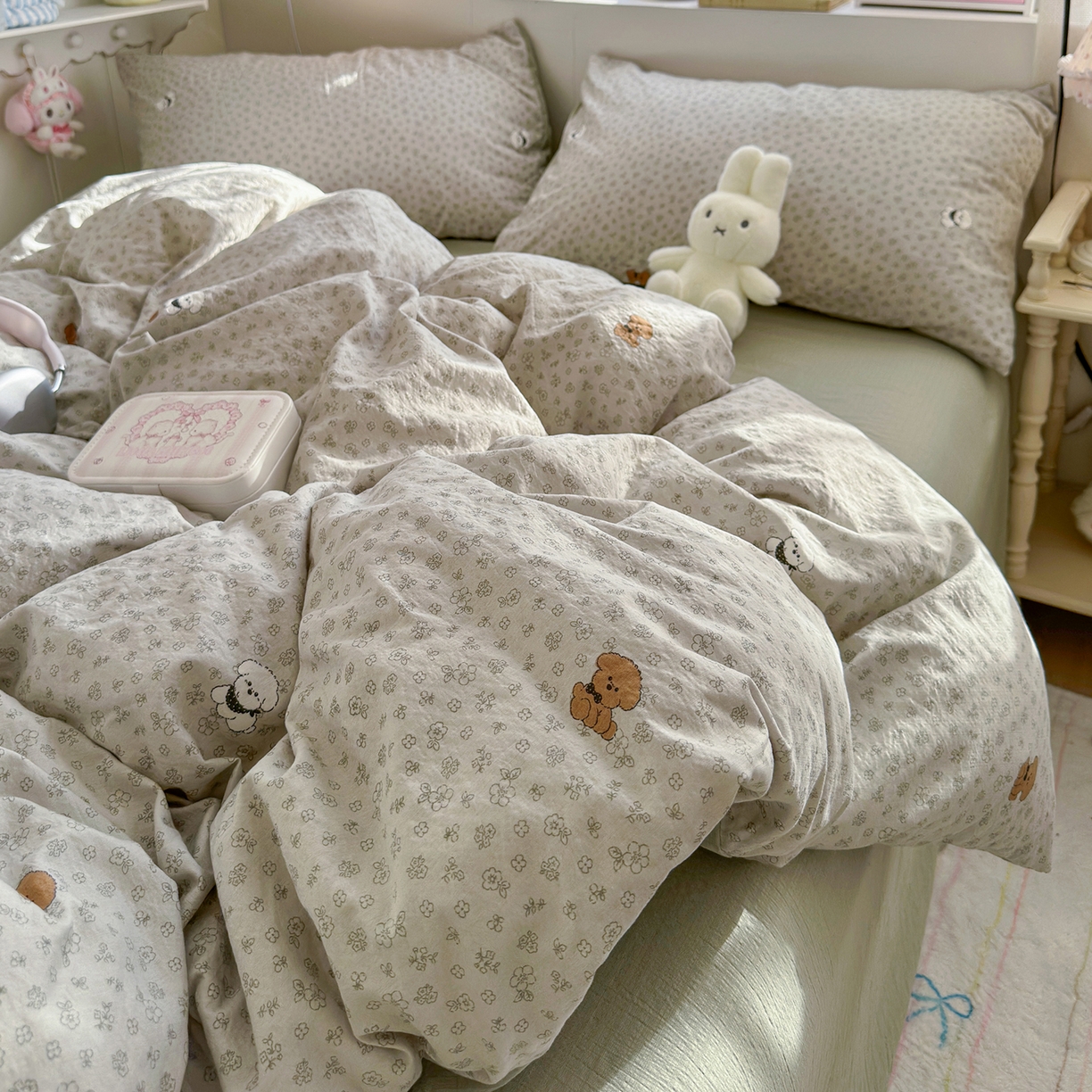 91家纺网 家纺一手货源 找家纺 罗亿家纺 2026新款小清新云感双层纱木棉四件套系列（小红书热款推荐） 点点小狗