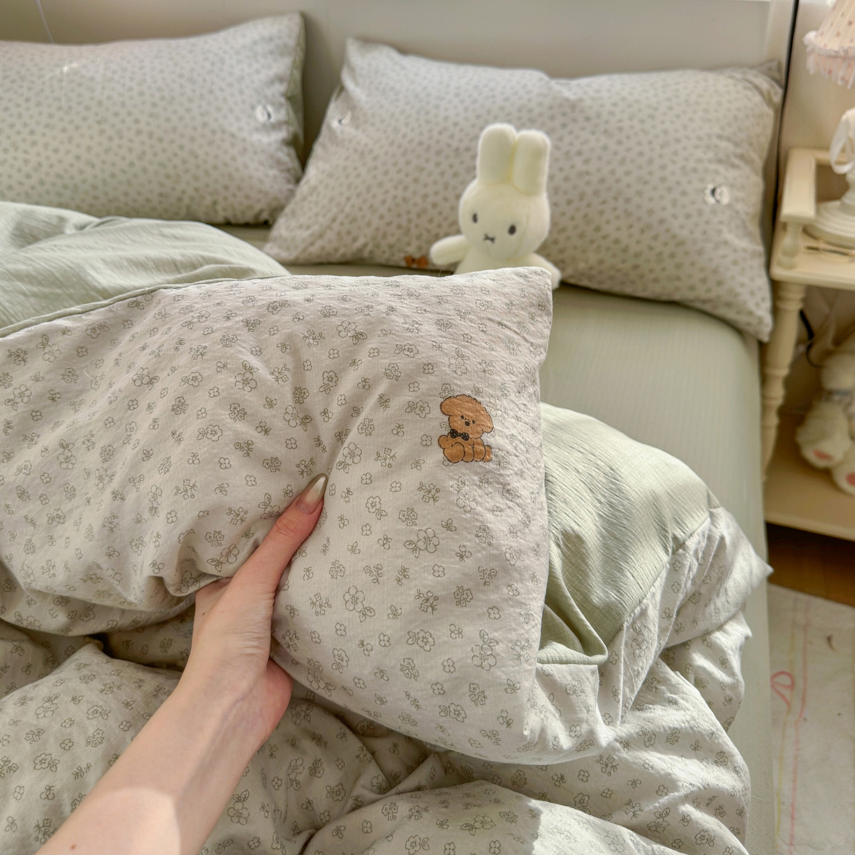 91家纺网 家纺一手货源 找家纺 罗亿家纺 2026新款小清新云感双层纱木棉四件套系列（小红书热款推荐） 点点小狗