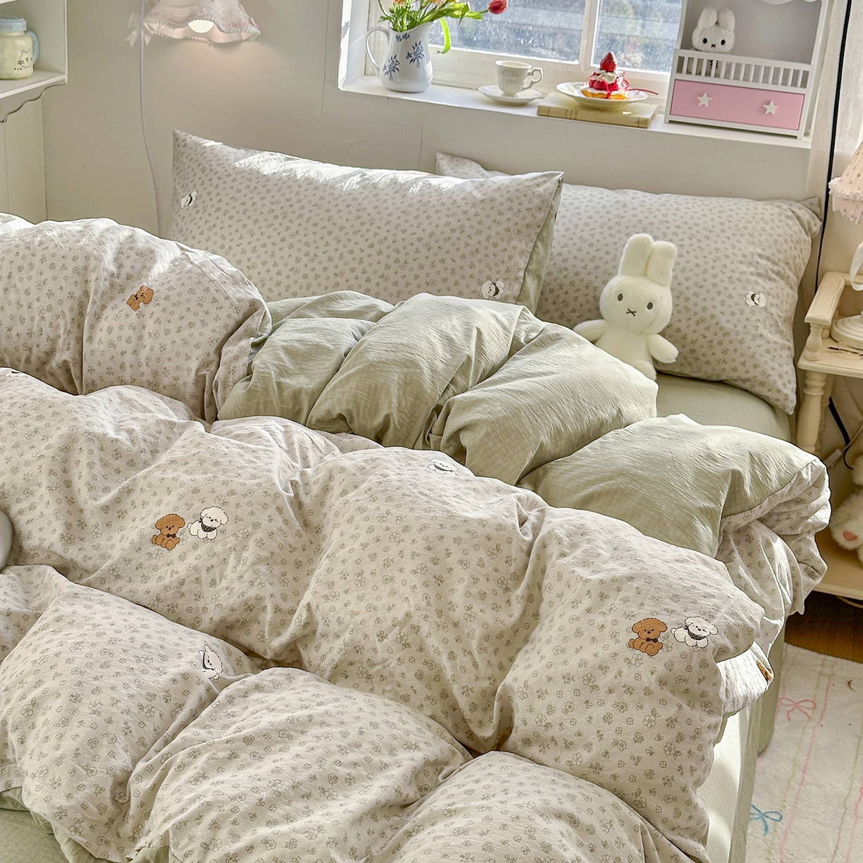 91家纺网 家纺一手货源 找家纺 罗亿家纺 2026新款小清新云感双层纱木棉四件套系列（小红书热款推荐） 点点小狗