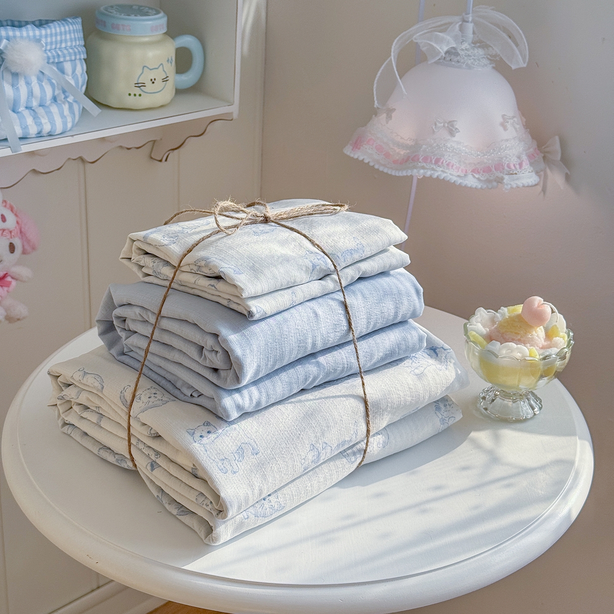 91家纺网 家纺一手货源 找家纺 罗亿家纺 2026新款小清新云感双层纱木棉四件套系列（小红书热款推荐） 韩范小猫