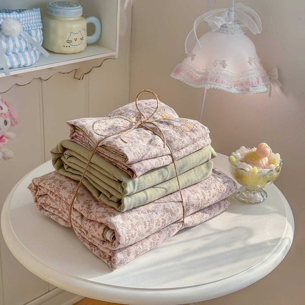 91家纺网 家纺一手货源 找家纺 罗亿家纺 2026新款小清新云感双层纱木棉四件套系列（小红书热款推荐） 花与兔