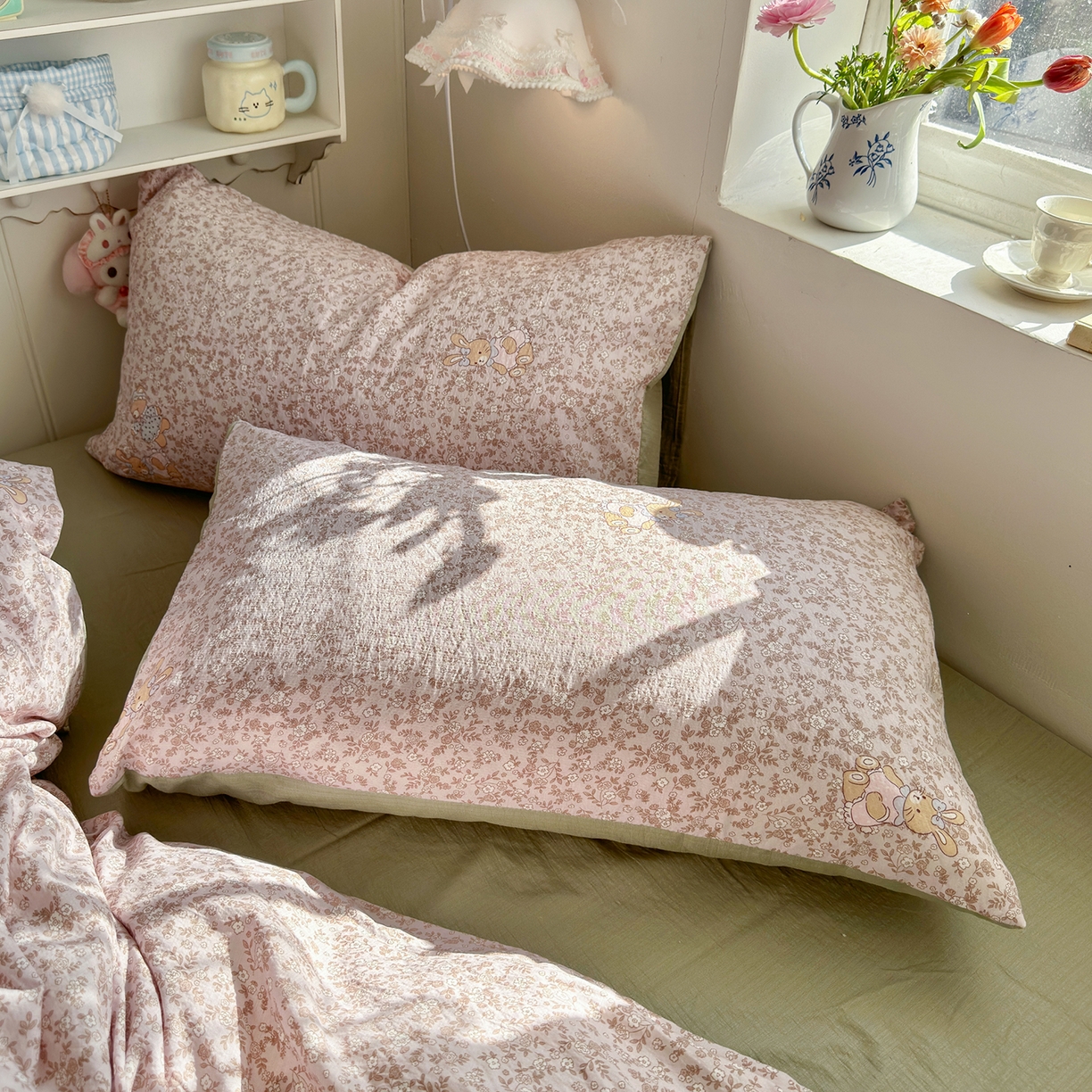 91家纺网 家纺一手货源 找家纺 罗亿家纺 2026新款小清新云感双层纱木棉四件套系列（小红书热款推荐） 花与兔