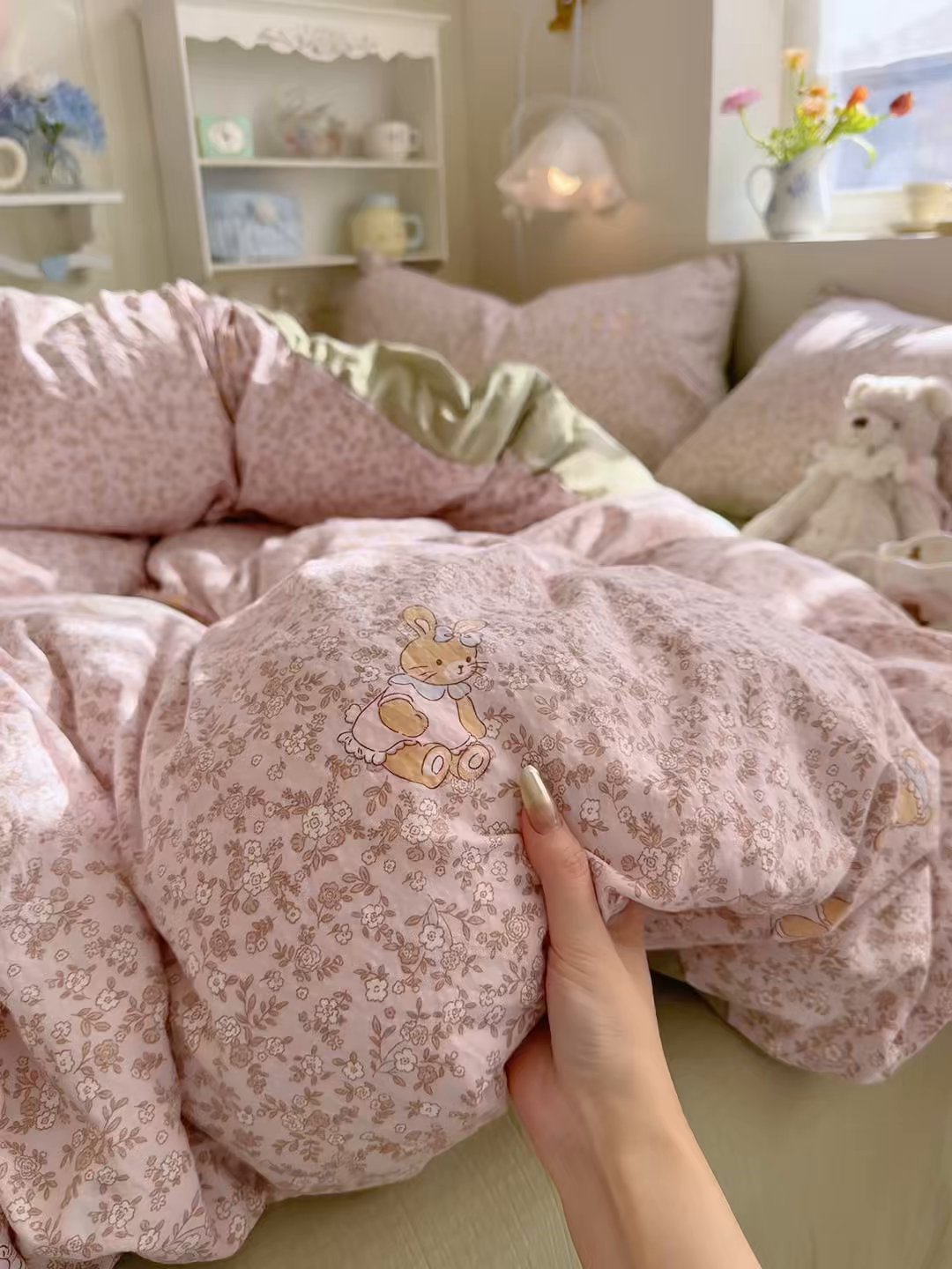 91家纺网 家纺一手货源 找家纺 罗亿家纺 2026新款小清新云感双层纱木棉四件套系列（小红书热款推荐） 花与兔