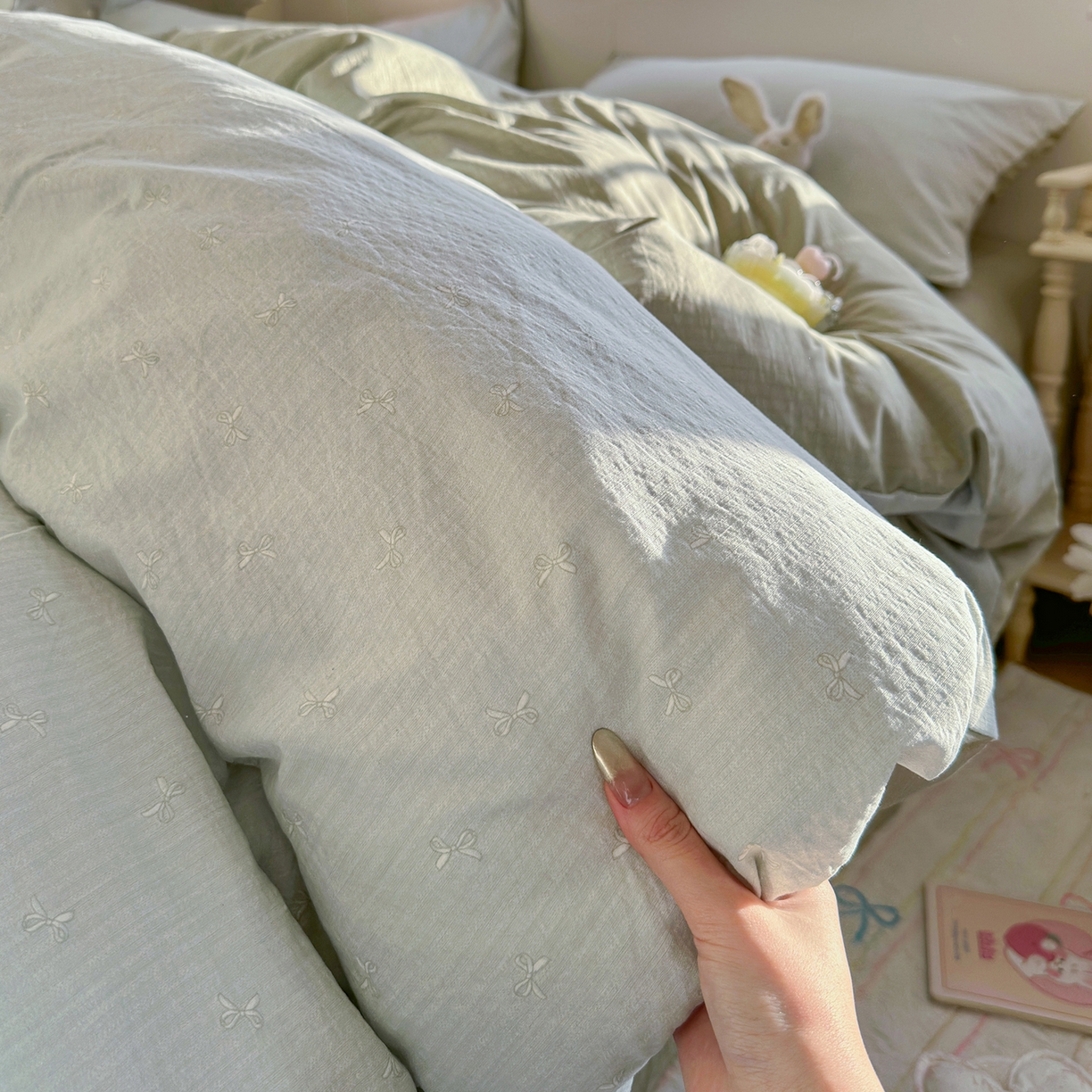 91家纺网 家纺一手货源 找家纺 罗亿家纺 2026新款小清新云感双层纱木棉四件套系列（小红书热款推荐） 简夏