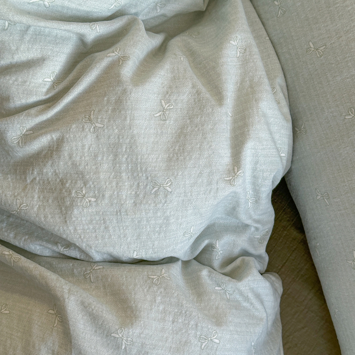 91家纺网 家纺一手货源 找家纺 罗亿家纺 2026新款小清新云感双层纱木棉四件套系列（小红书热款推荐） 简夏