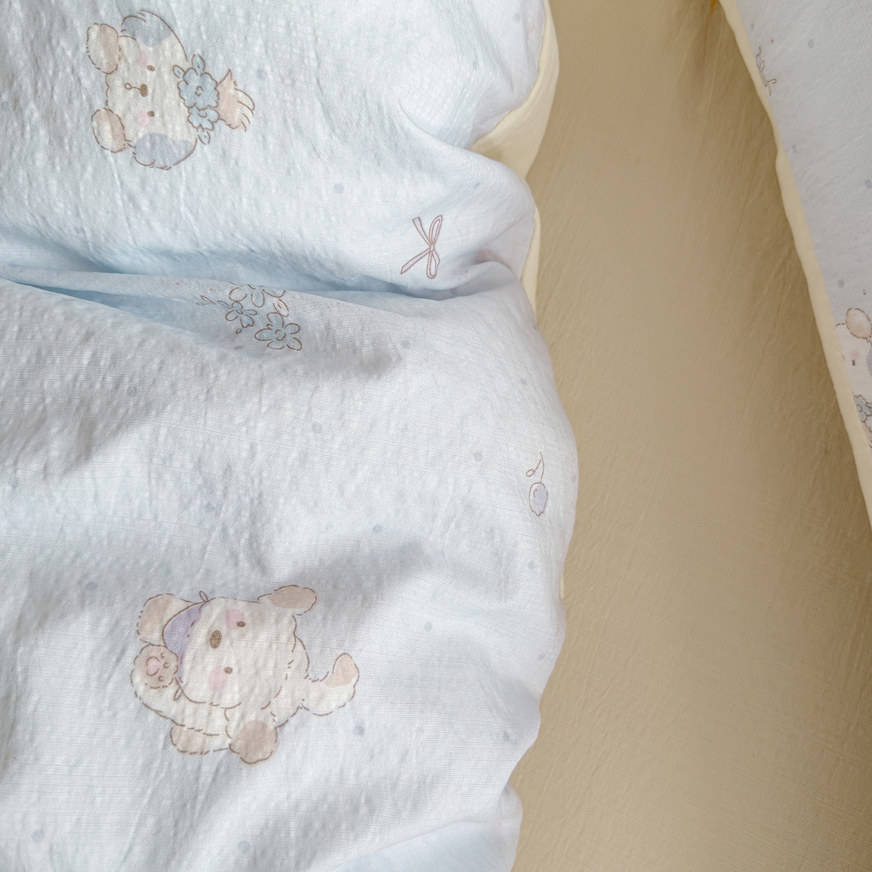 91家纺网 家纺一手货源 找家纺 罗亿家纺 2026新款小清新云感双层纱木棉四件套系列（小红书热款推荐） 蓝蓝小奶狗