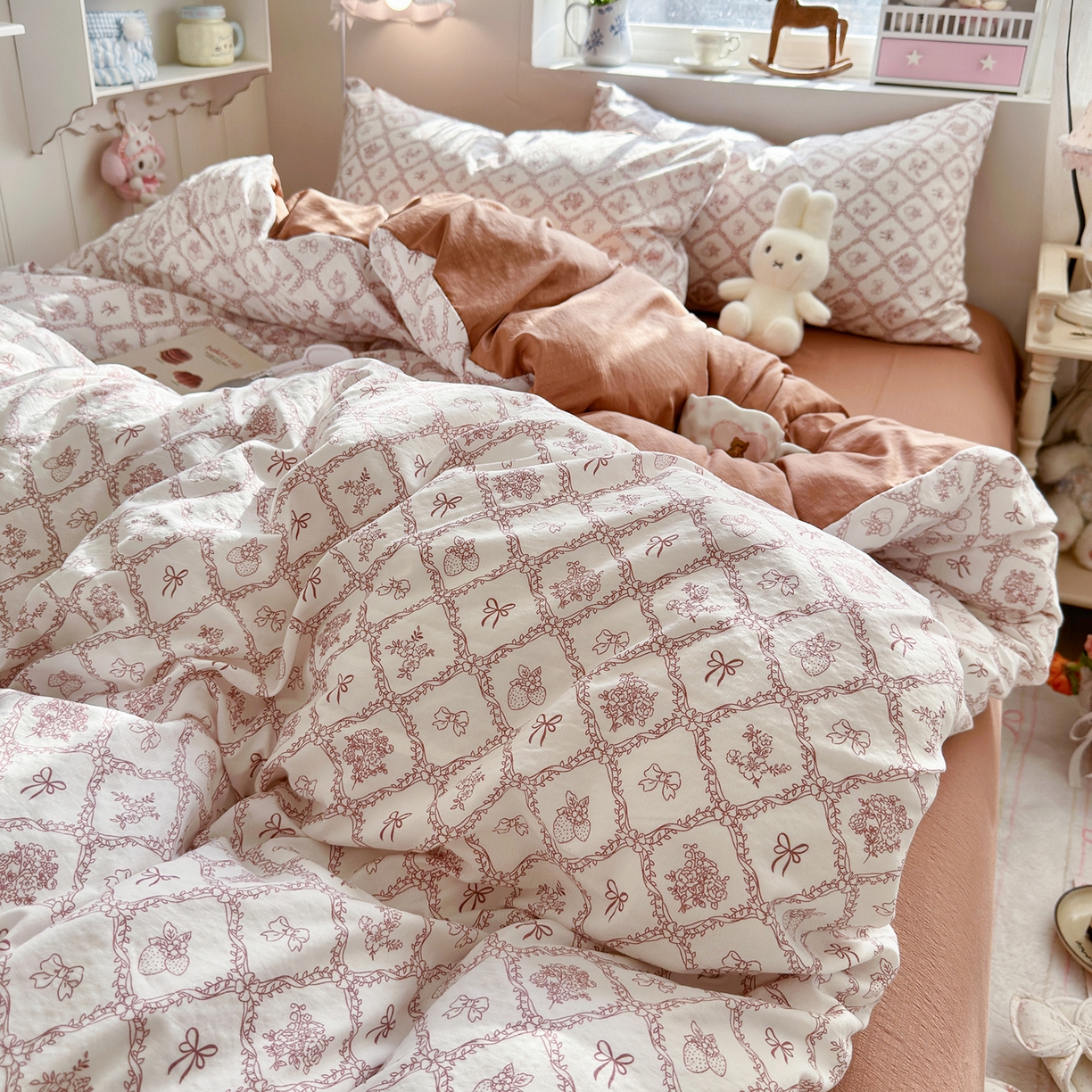 91家纺网 家纺一手货源 找家纺 罗亿家纺 2026新款小清新云感双层纱木棉四件套系列（小红书热款推荐） 曼塔庄园