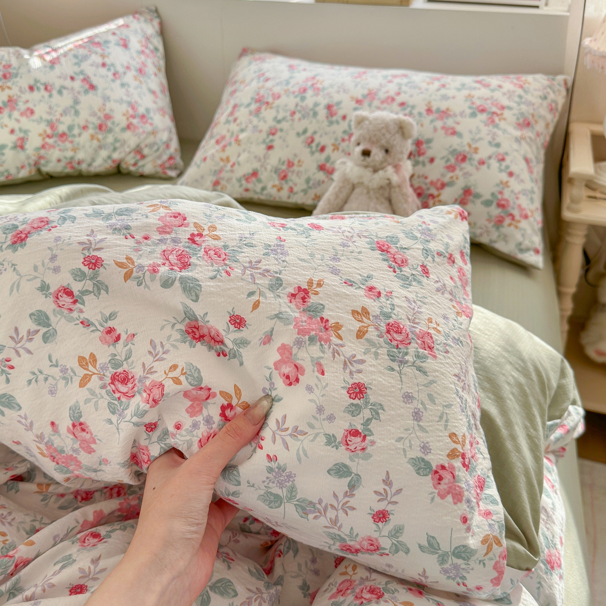 91家纺网 家纺一手货源 找家纺 罗亿家纺 2026新款小清新云感双层纱木棉四件套系列（小红书热款推荐） 七里香