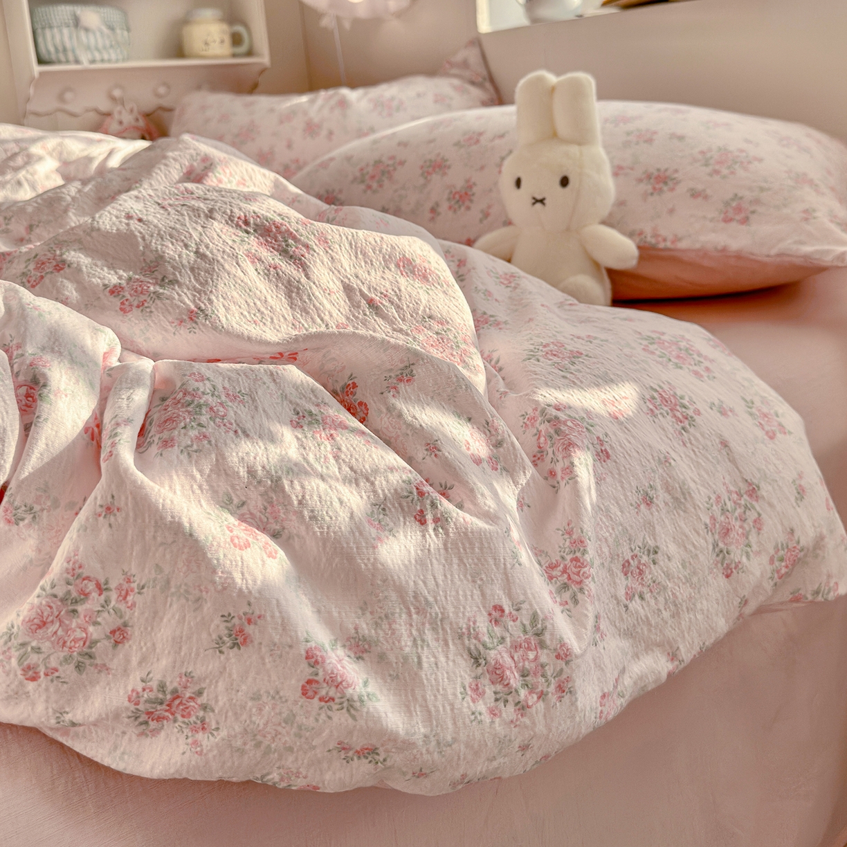 91家纺网 家纺一手货源 找家纺 罗亿家纺 2026新款小清新云感双层纱木棉四件套系列（小红书热款推荐） 蔷薇絮