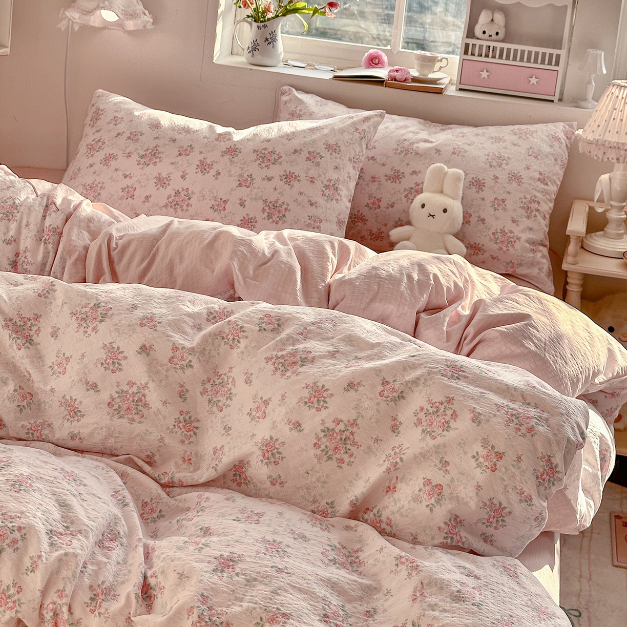 91家纺网 家纺一手货源 找家纺 罗亿家纺 2026新款小清新云感双层纱木棉四件套系列（小红书热款推荐） 蔷薇絮