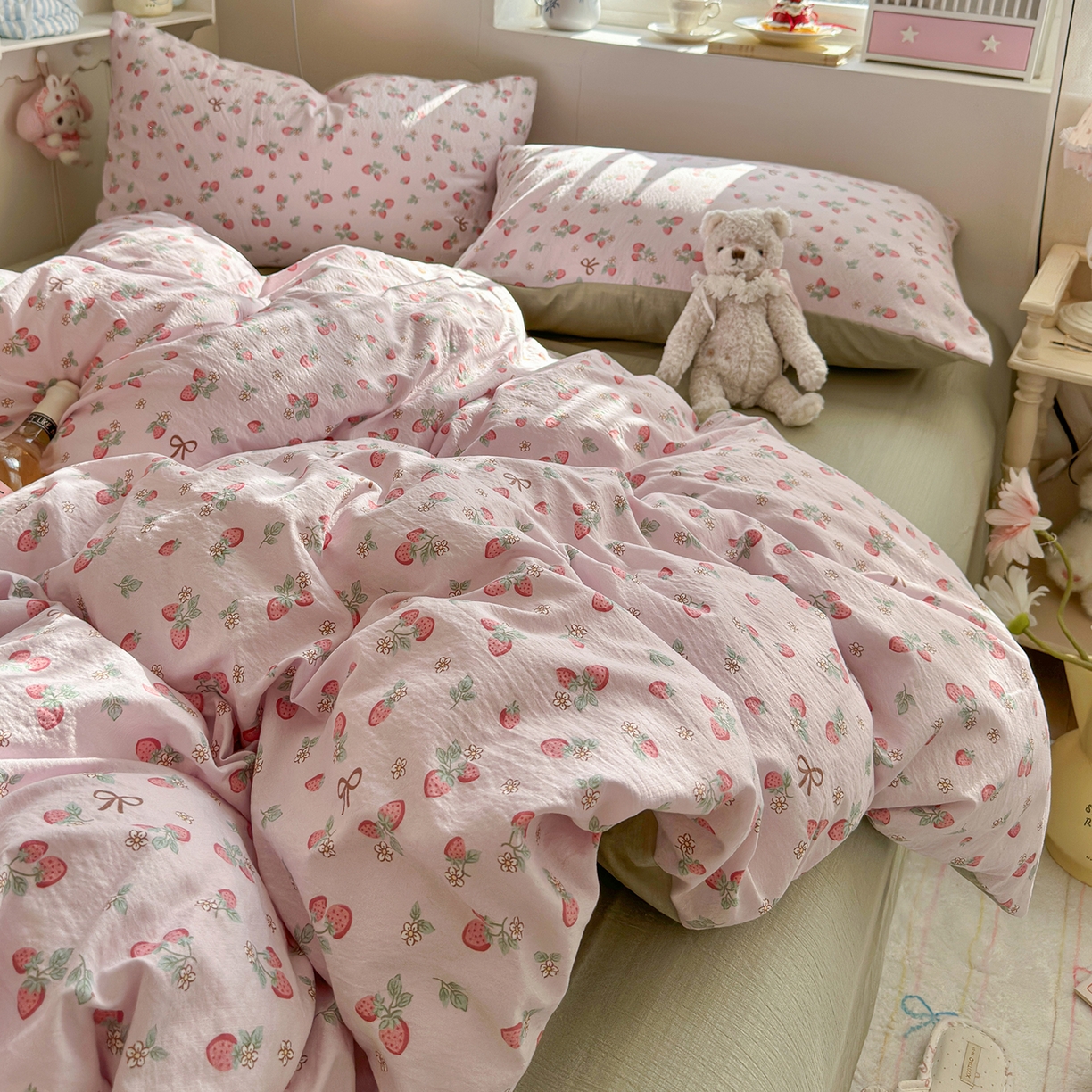 91家纺网 家纺一手货源 找家纺 罗亿家纺 2026新款小清新云感双层纱木棉四件套系列（小红书热款推荐） 甜莓