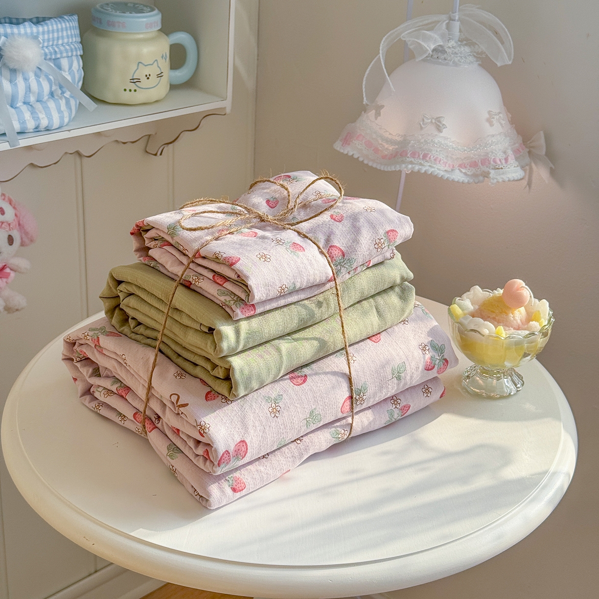 91家纺网 家纺一手货源 找家纺 罗亿家纺 2026新款小清新云感双层纱木棉四件套系列（小红书热款推荐） 甜莓