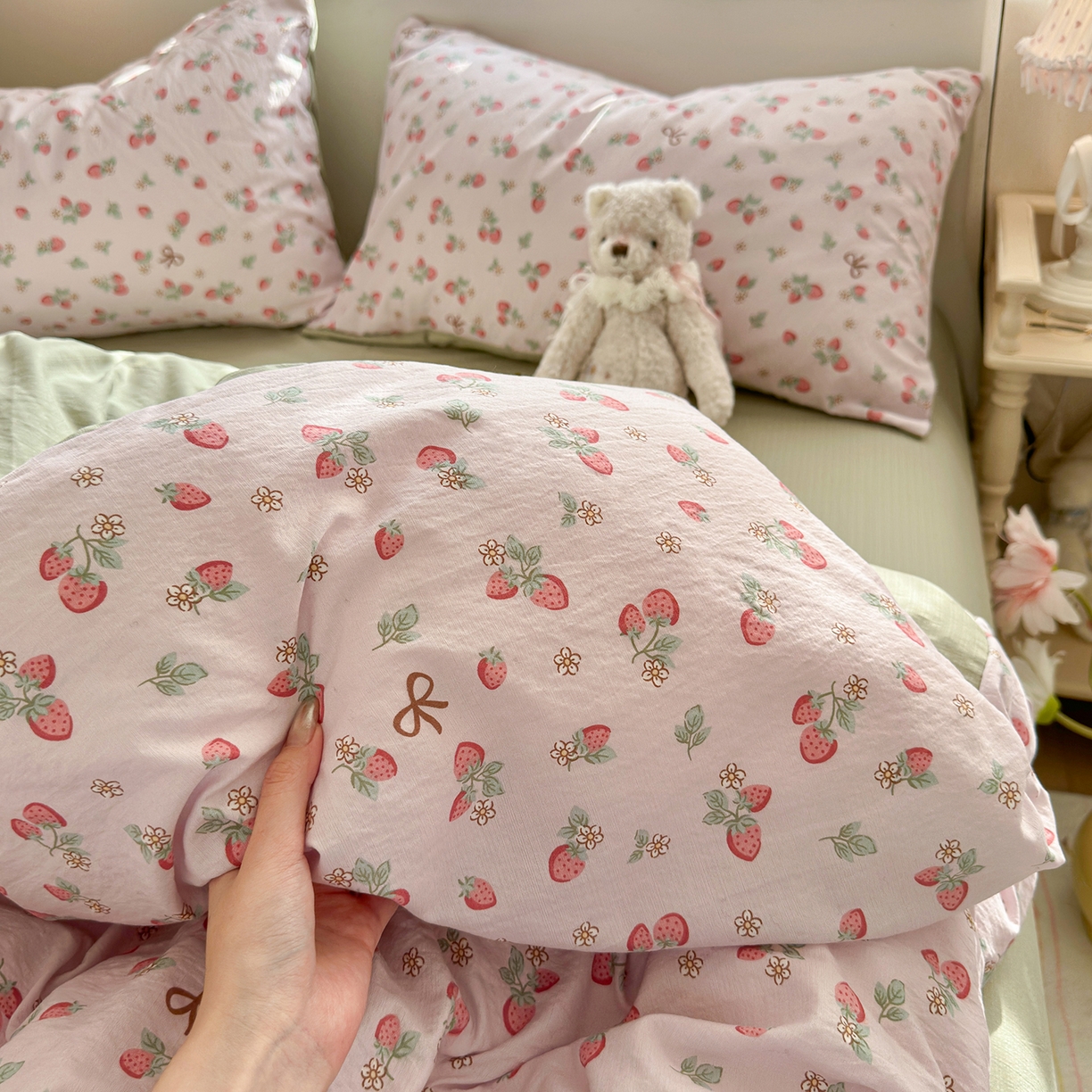 91家纺网 家纺一手货源 找家纺 罗亿家纺 2026新款小清新云感双层纱木棉四件套系列（小红书热款推荐） 甜莓