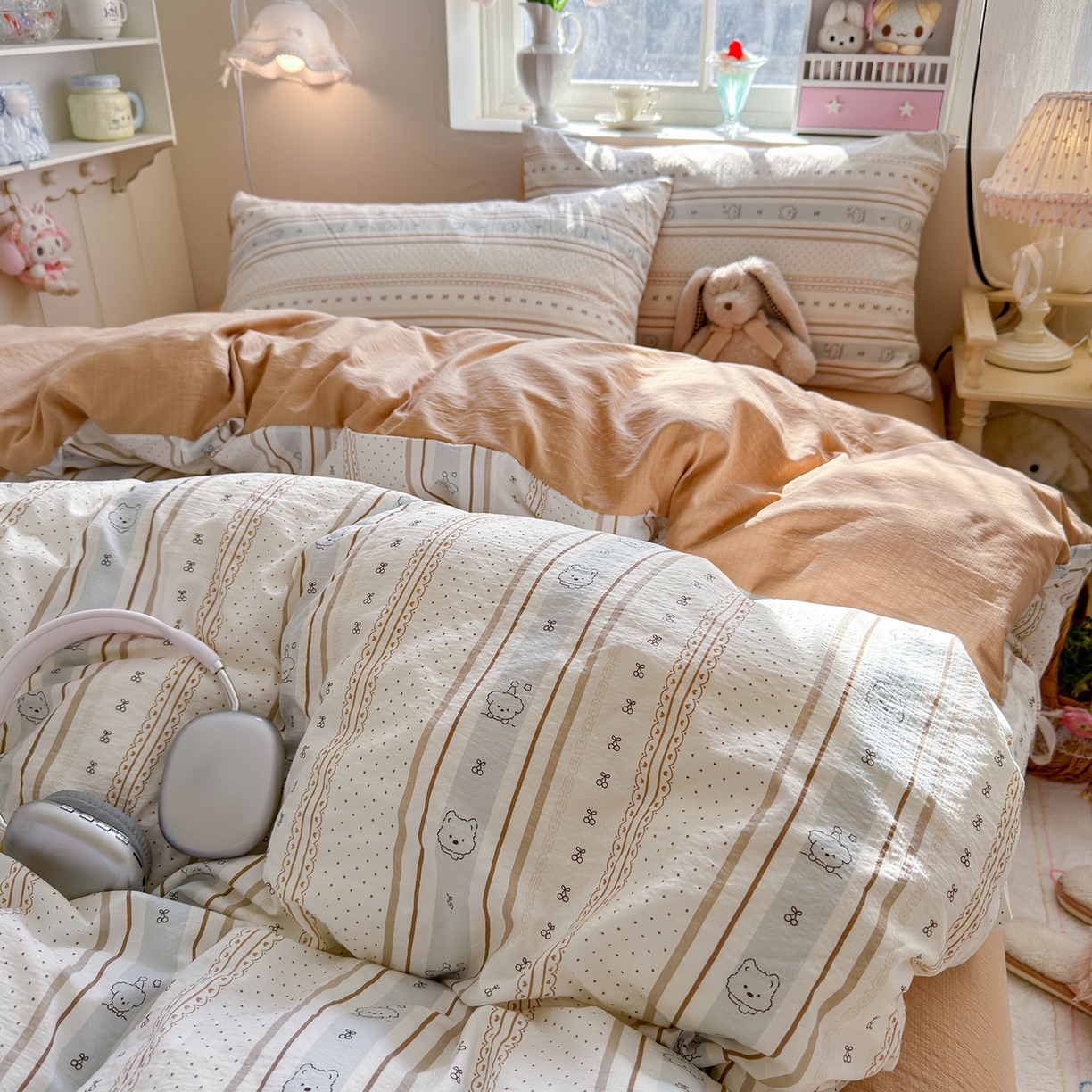 91家纺网 家纺一手货源 找家纺 罗亿家纺 2026新款小清新云感双层纱木棉四件套系列（小红书热款推荐） 小熊奶盖