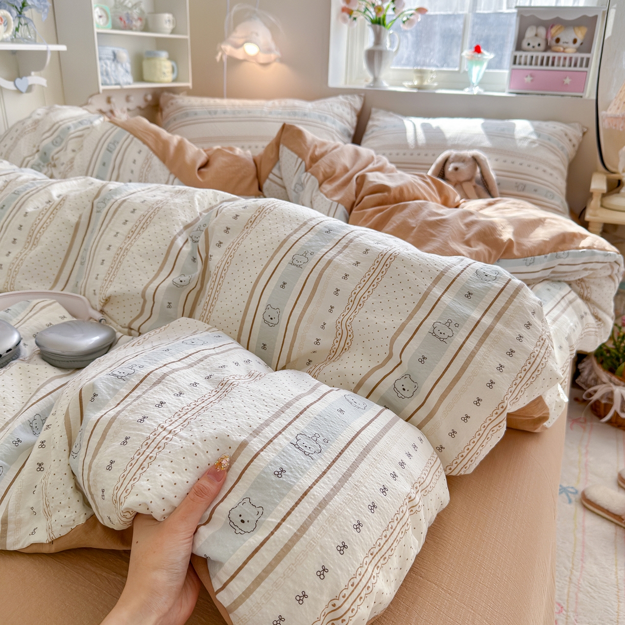 91家纺网 家纺一手货源 找家纺 罗亿家纺 2026新款小清新云感双层纱木棉四件套系列（小红书热款推荐） 小熊奶盖