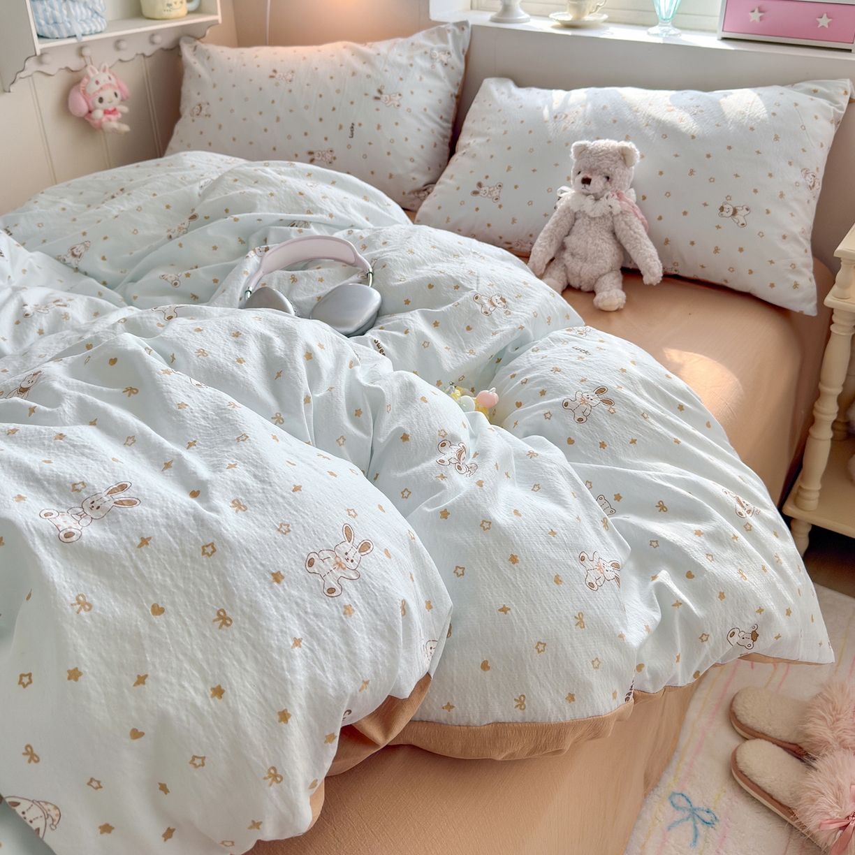 91家纺网 家纺一手货源 找家纺 罗亿家纺 2026新款小清新云感双层纱木棉四件套系列（小红书热款推荐） 星星屁屁兔