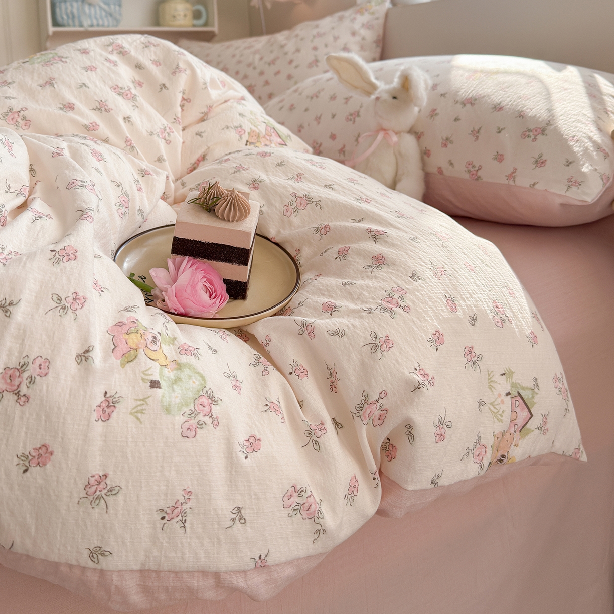 91家纺网 家纺一手货源 找家纺 罗亿家纺 2026新款小清新云感双层纱木棉四件套系列（小红书热款推荐） 星星人后花园