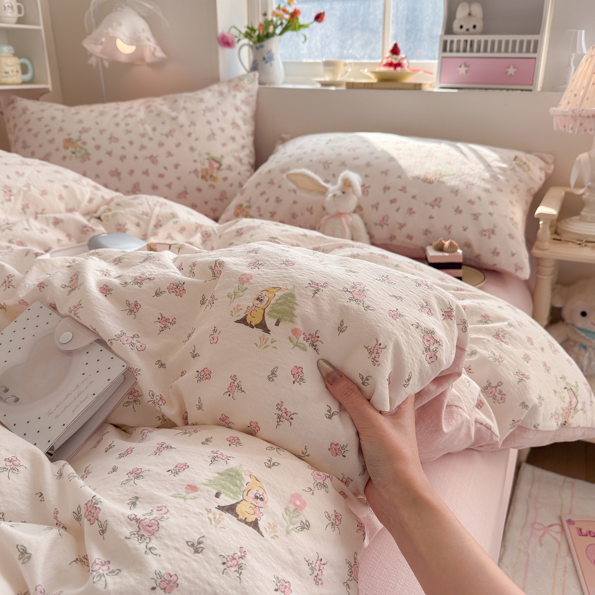 91家纺网 家纺一手货源 找家纺 罗亿家纺 2026新款小清新云感双层纱木棉四件套系列（小红书热款推荐） 星星人后花园