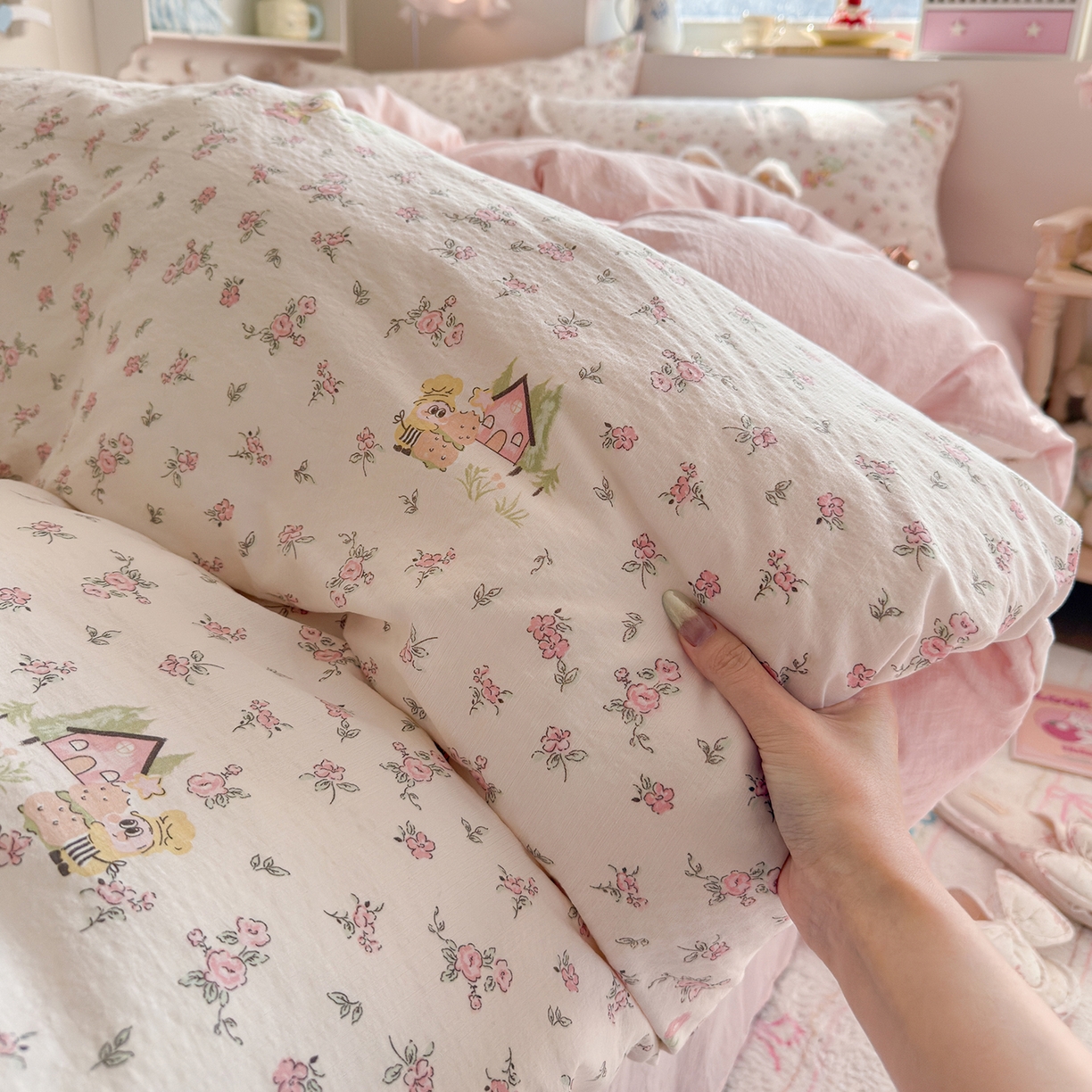 91家纺网 家纺一手货源 找家纺 罗亿家纺 2026新款小清新云感双层纱木棉四件套系列（小红书热款推荐） 星星人后花园