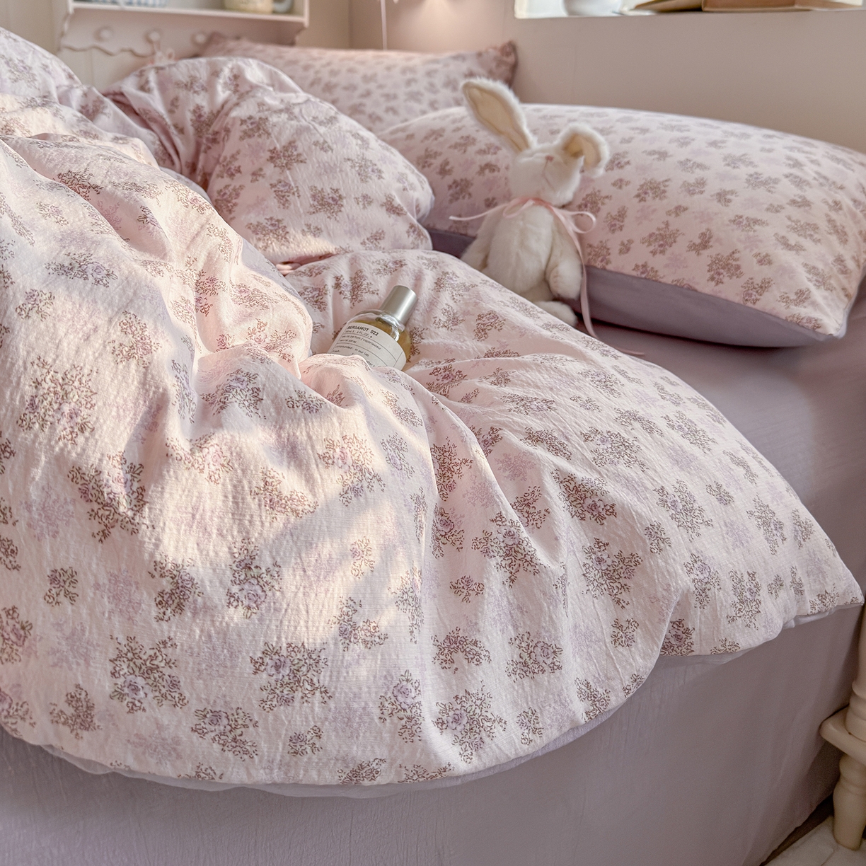 91家纺网 家纺一手货源 找家纺 罗亿家纺 2026新款小清新云感双层纱木棉四件套系列（小红书热款推荐） 薰衣草