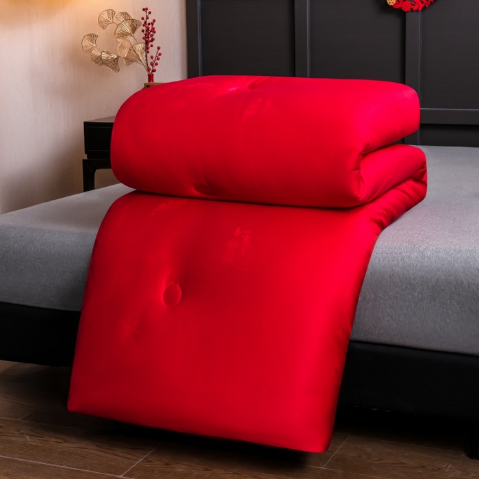 91家纺网 家纺一手货源 找家纺 壹张床 2026新款全棉纯棉60支提花婚庆喜被冬被被子被芯 喜事临门