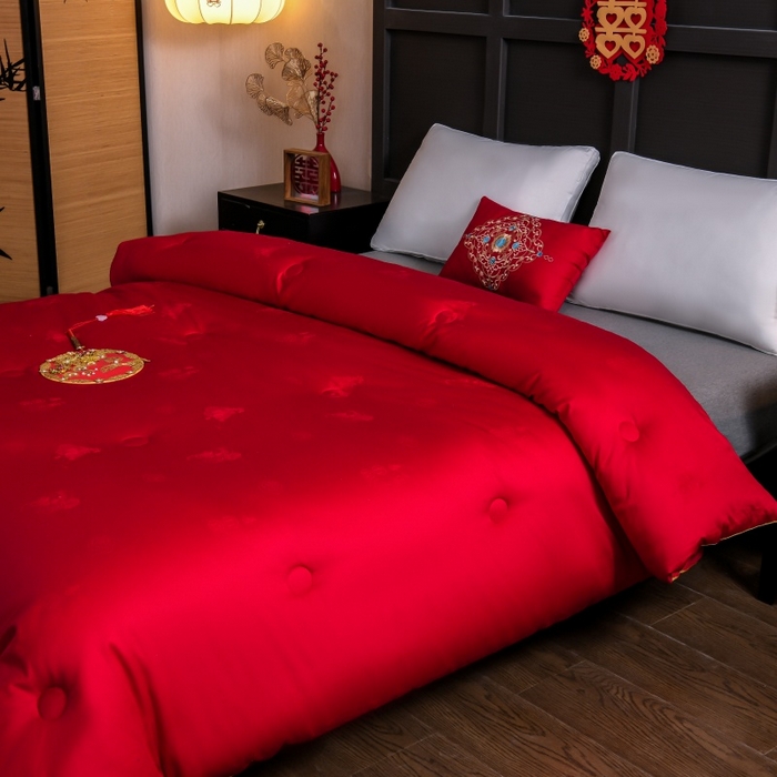 91家纺网 家纺一手货源 找家纺 壹张床 2026新款全棉纯棉60支提花婚庆喜被冬被被子被芯 喜事临门