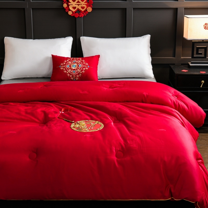 91家纺网 家纺一手货源 找家纺 壹张床 2026新款全棉纯棉60支提花婚庆喜被冬被被子被芯 龙凤相依