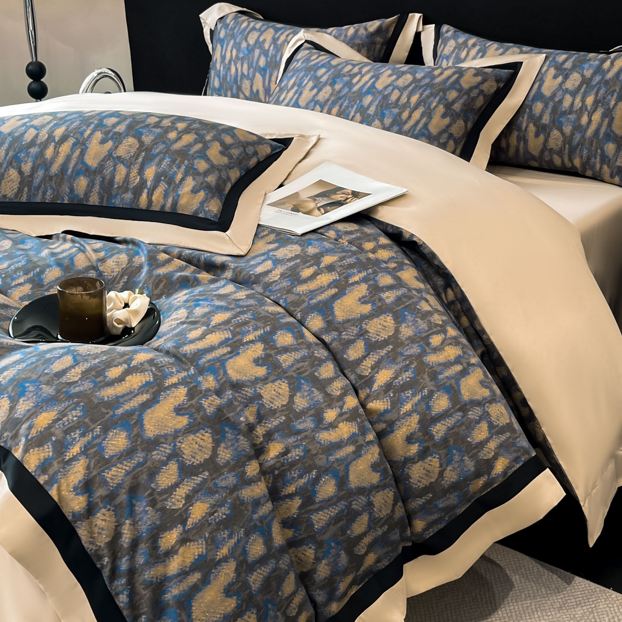 91家纺网 家纺一手货源 找家纺 博纳家纺 2026新款正宗60支纯棉 活性数码印花 宽边高级简奢 撞色拼角 纯棉四件套 睡美人