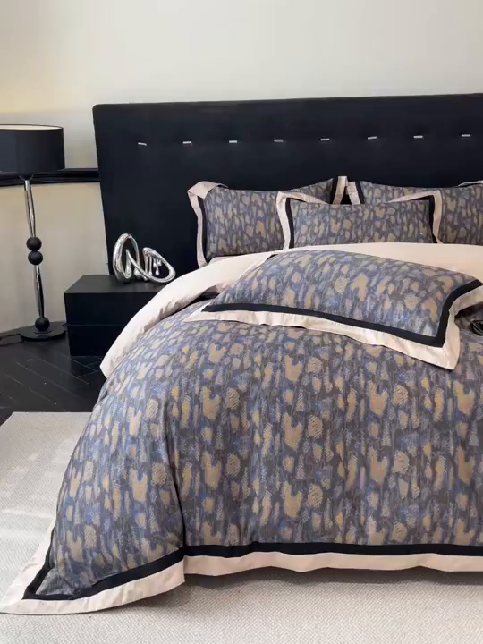 91家纺网 家纺一手货源 找家纺 博纳家纺 2026新款正宗60支纯棉 活性数码印花 宽边高级简奢 撞色拼角 纯棉四件套 睡美人