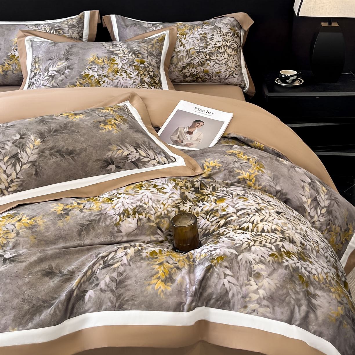 91家纺网 家纺一手货源 找家纺 博纳家纺 2026新款正宗60支纯棉 活性数码印花 宽边高级简奢 撞色拼角 纯棉四件套 玉树临风