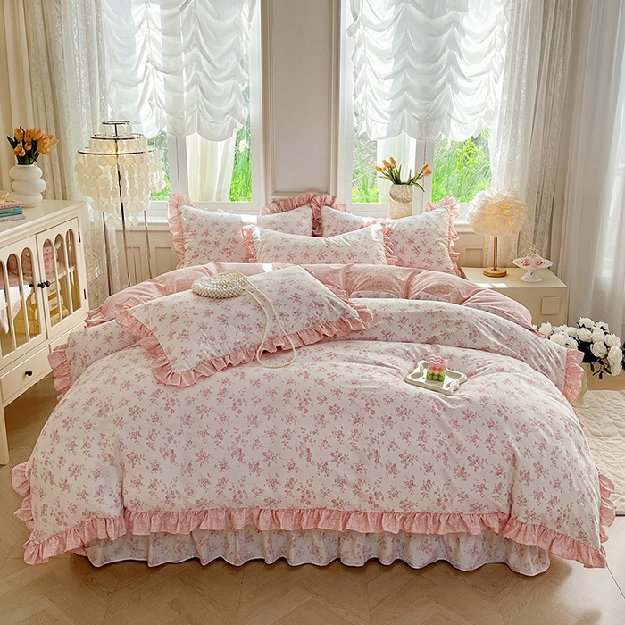 91家纺网 家纺一手货源 找家纺 兴美佳家纺 2026新款全棉印花韩版花边床裙款四件套 花开半夏-粉