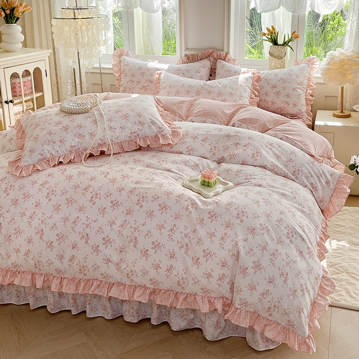 91家纺网 家纺一手货源 找家纺 兴美佳家纺 2026新款全棉印花韩版花边床裙款四件套 花开半夏-粉