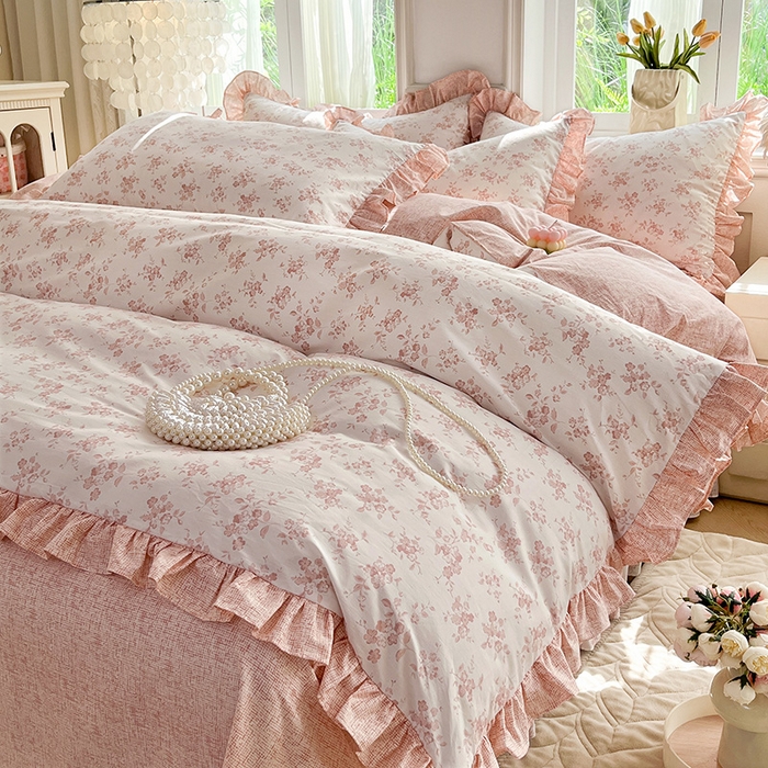 91家纺网 家纺一手货源 找家纺 兴美佳家纺 2026新款全棉印花韩版花边床裙款四件套 花开半夏-粉