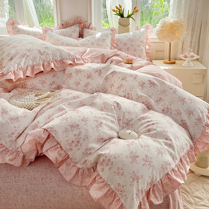 91家纺网 家纺一手货源 找家纺 兴美佳家纺 2026新款全棉印花韩版花边床裙款四件套 花开半夏-粉