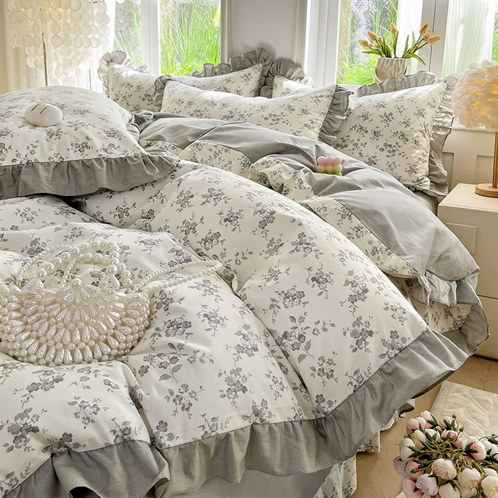 91家纺网 家纺一手货源 找家纺 兴美佳家纺 2026新款全棉印花韩版花边床裙款四件套 花开半夏-灰