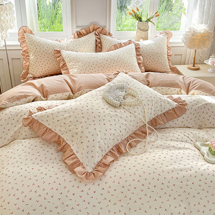 91家纺网 家纺一手货源 找家纺 兴美佳家纺 2026新款全棉印花韩版花边床裙款四件套 可可樱桃