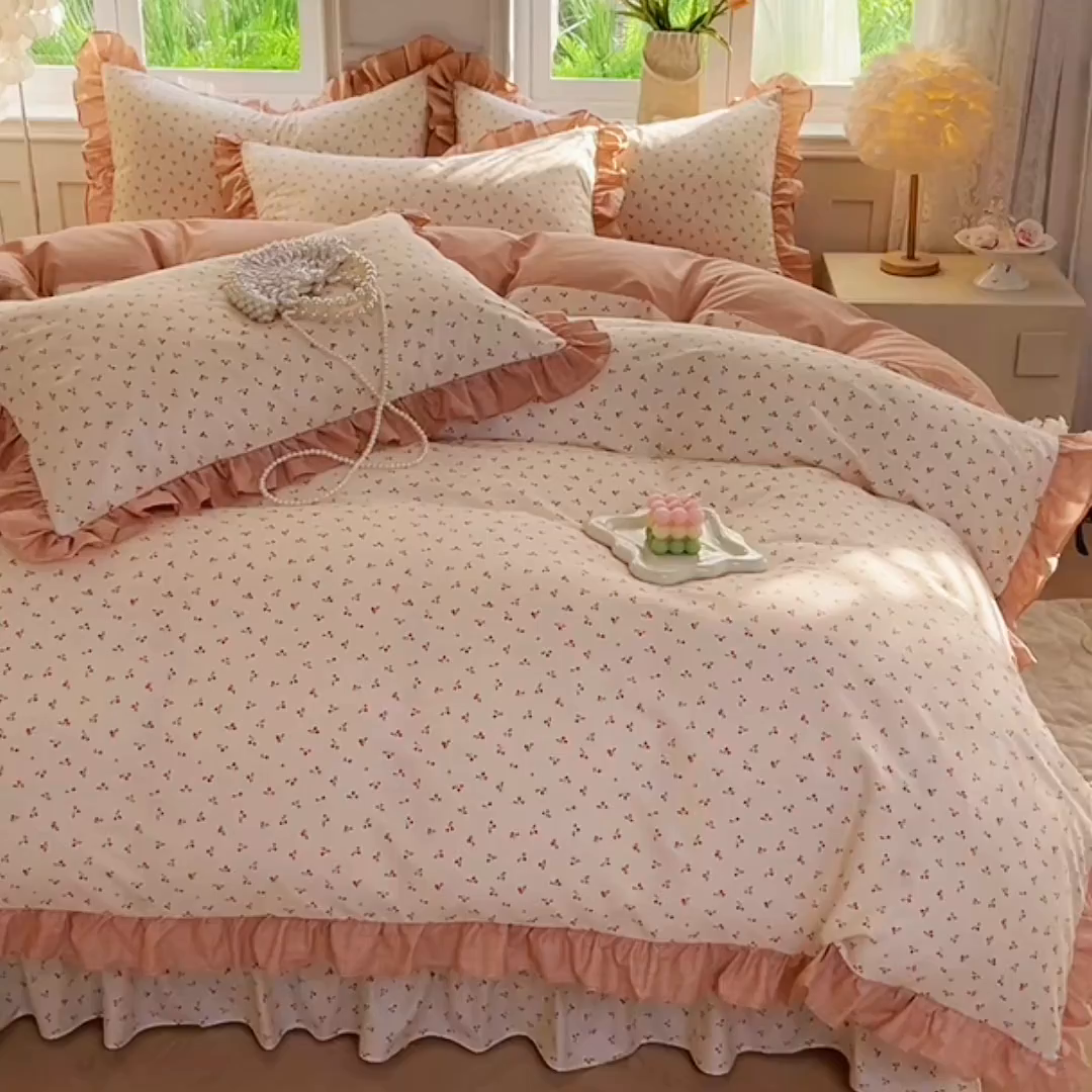 91家纺网 家纺一手货源 找家纺 兴美佳家纺 2026新款全棉印花韩版花边床裙款四件套 可可樱桃