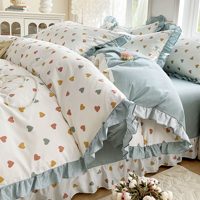 91家纺网 家纺一手货源 找家纺 兴美佳家纺 2026新款全棉印花韩版花边床裙款四件套 怦然心动