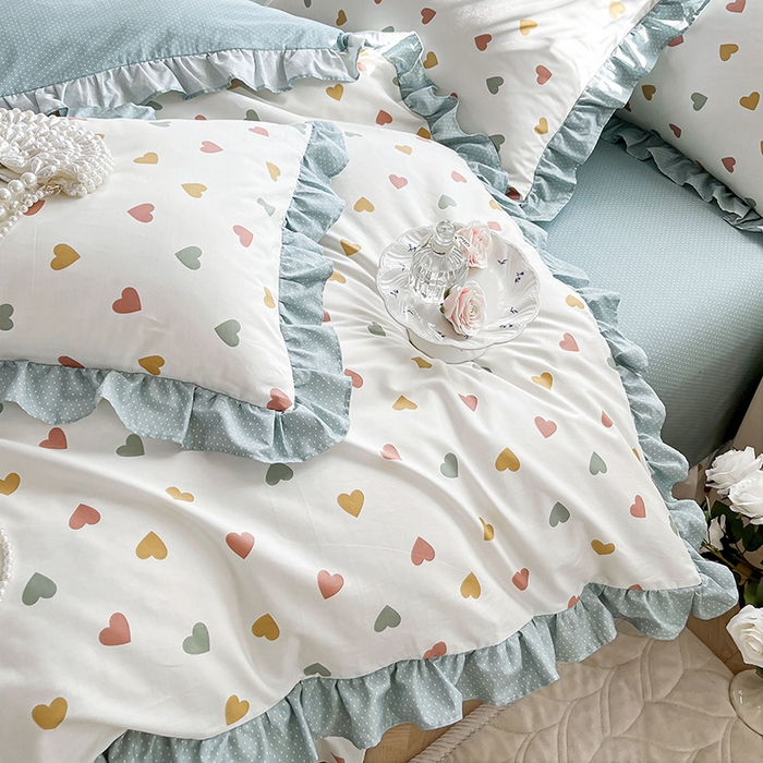 91家纺网 家纺一手货源 找家纺 兴美佳家纺 2026新款全棉印花韩版花边床裙款四件套 怦然心动