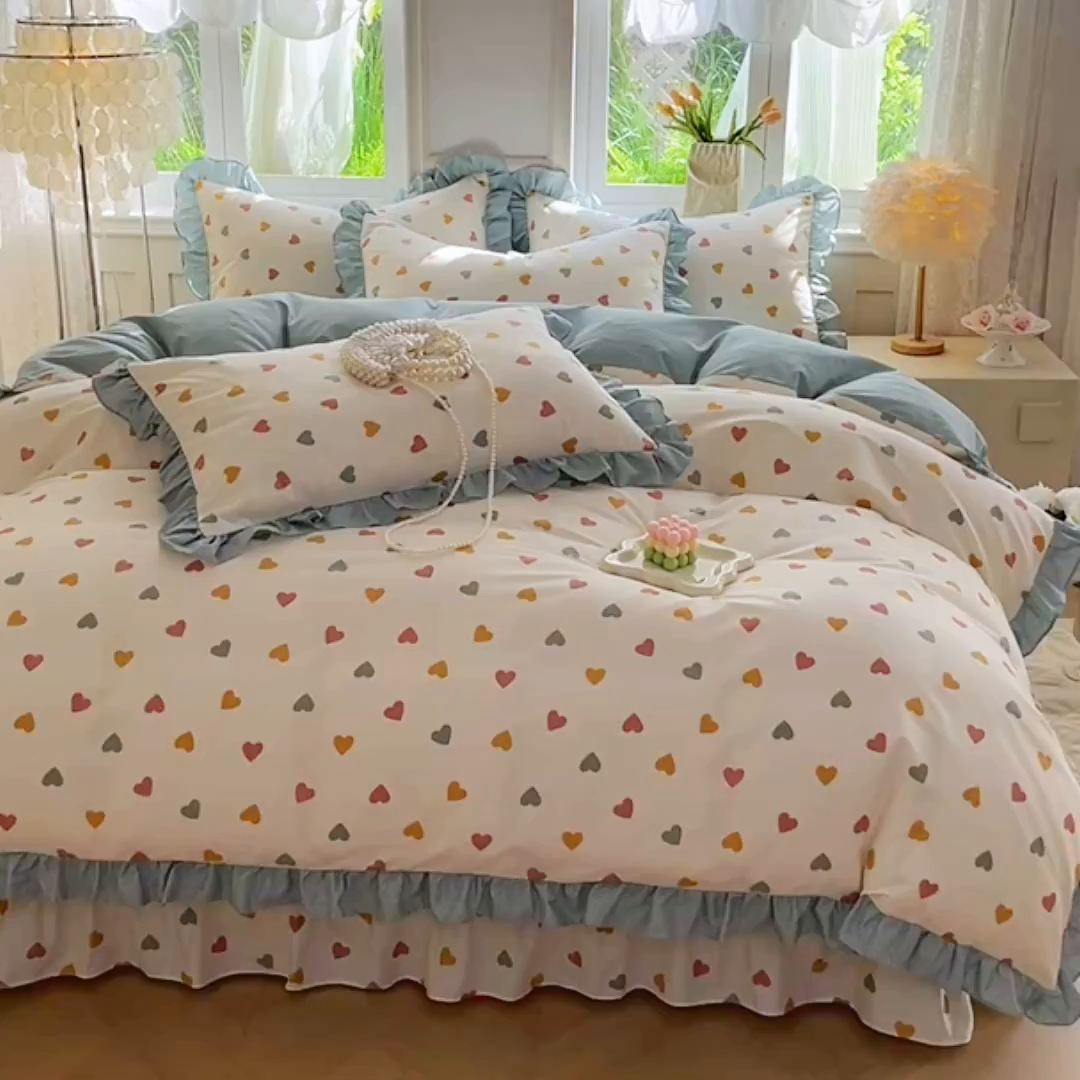 91家纺网 家纺一手货源 找家纺 兴美佳家纺 2026新款全棉印花韩版花边床裙款四件套 怦然心动