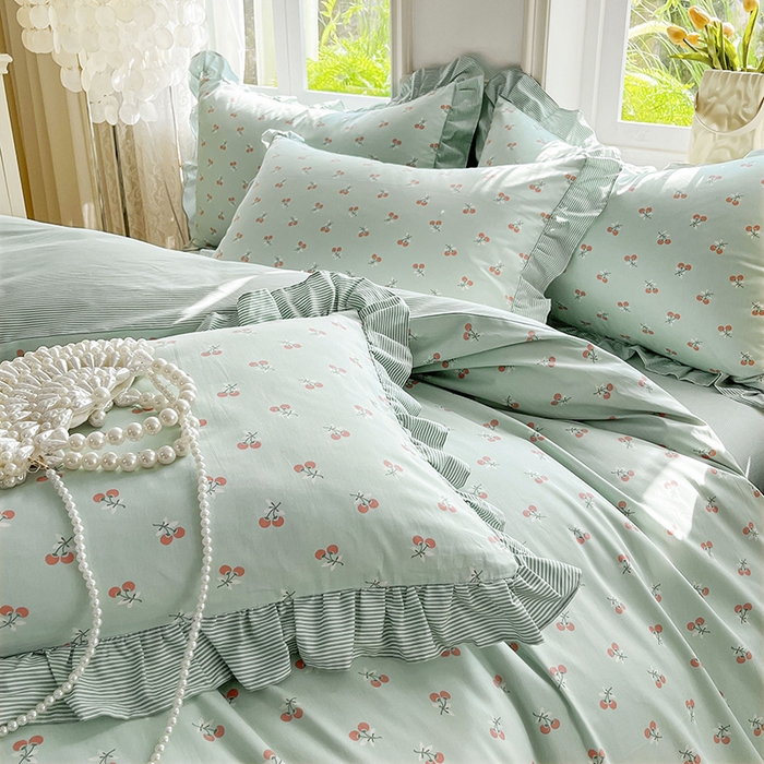 91家纺网 家纺一手货源 找家纺 兴美佳家纺 2026新款全棉印花韩版花边床裙款四件套 绽放樱桃