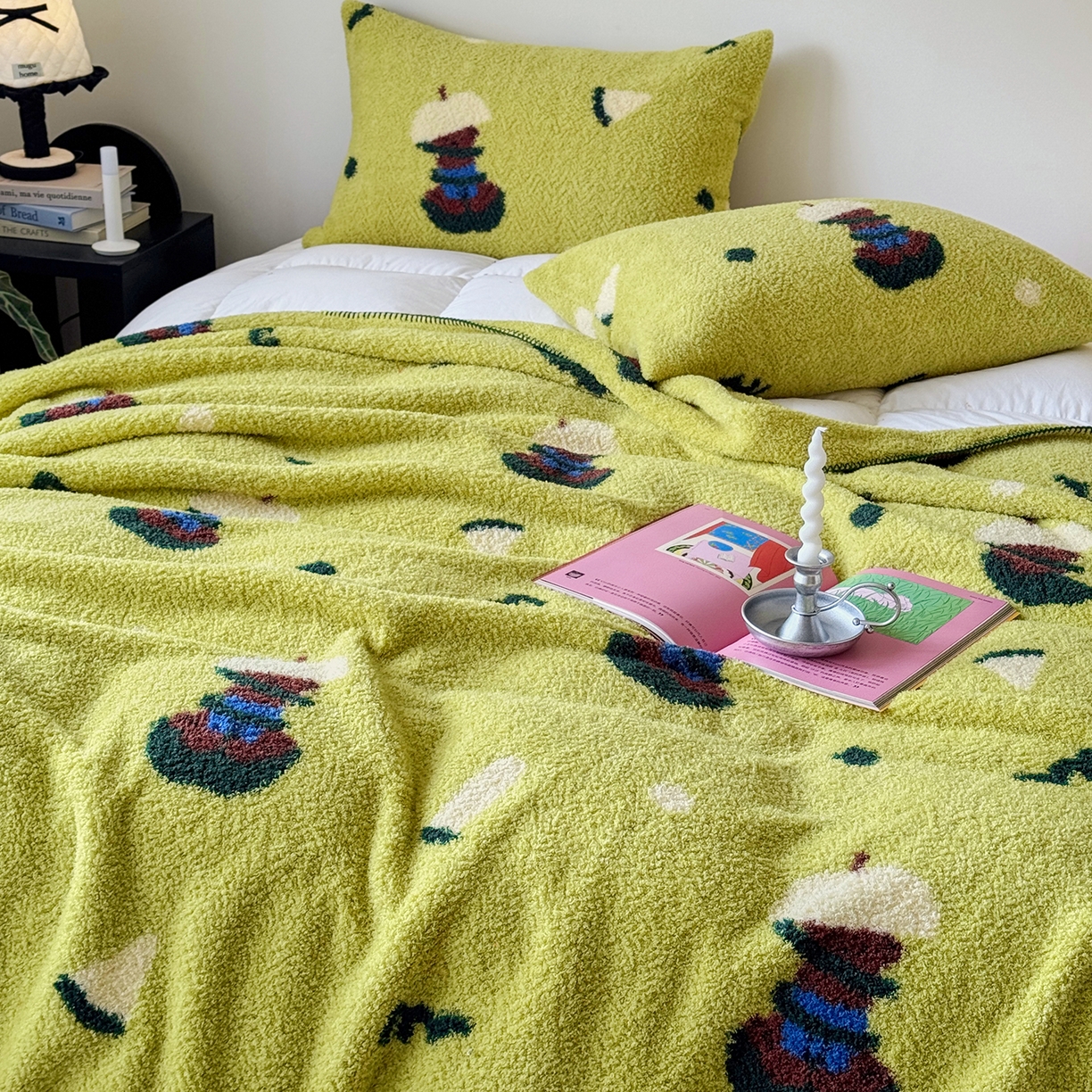 91家纺网 家纺一手货源 找家纺 舒隅家纺 2026新款多功能针织半边绒毯 苹果小熊